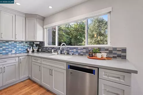 Kitchen - 5745 Alhambra Valley Rd, Martinez, CA 94553 photo 1 of 4