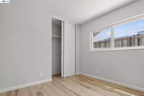 Bedroom - 247 Sparrow Dr, Hercules, CA 94547 photo 2 of 6