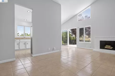 Living - 247 Sparrow Dr, Hercules, CA 94547 photo 5 of 6
