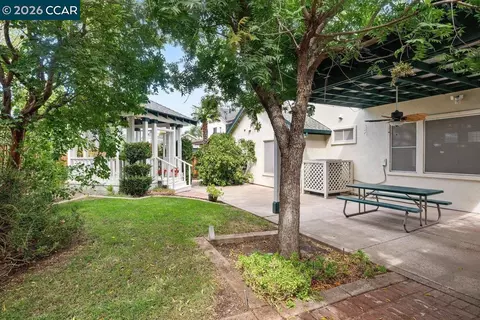 Exterior - 1615 Laurelbrook Dr, Tracy, CA 95377 photo 7 of 8