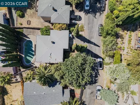View/Area - 2210 Orange St, Martinez, CA 94553 photo 1 of 3
