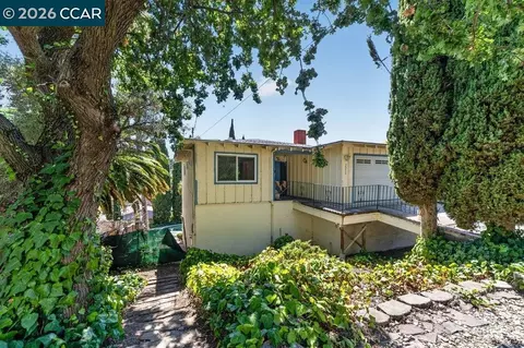Exterior - 2210 Orange St, Martinez, CA 94553 photo 2 of 8