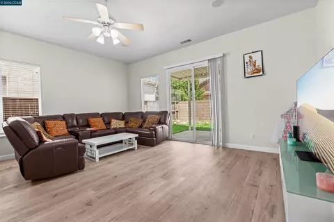 Living - 2408 Amber Elm, Modesto, CA 95355 photo 1 of 2