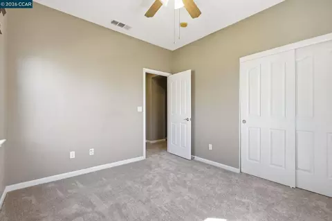 Bedroom - 1026 Flagship Dr, Vallejo, CA 94592 photo 2 of 9