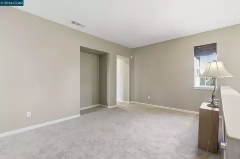 Living - 1026 Flagship Dr, Vallejo, CA 94592 photo 14 of 15