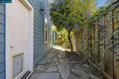 Exterior - 1026 Flagship Dr, Vallejo, CA 94592 photo 8 of 13