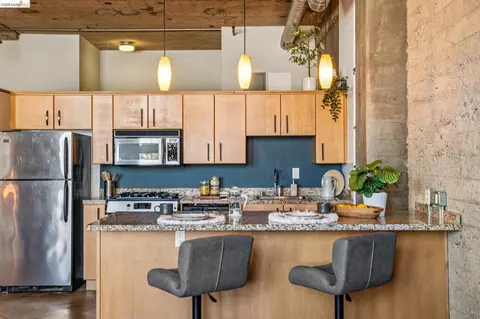Kitchen - 201 4th St #302, Oakland, CA 94607 photo 5 of 8