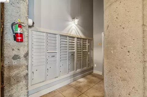Entry Way - 201 4th St #302, Oakland, CA 94607 photo 8 of 8