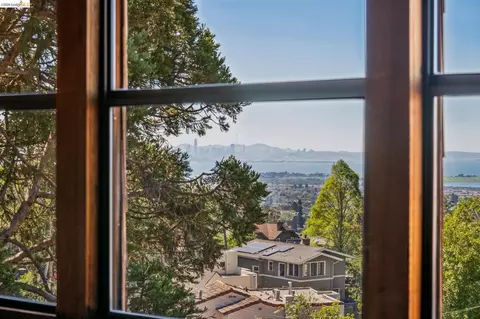 View/Area - 813 San Diego Rd, Berkeley, CA 94707 photo 5 of 8