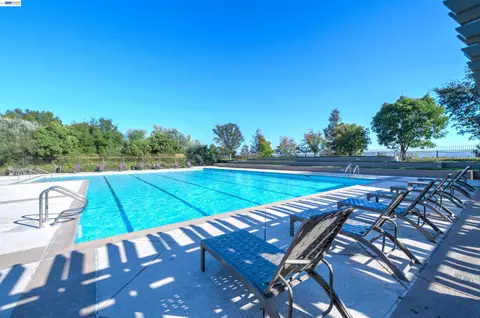 5236 Brookline Ct, Dublin, CA 94568 photo 2