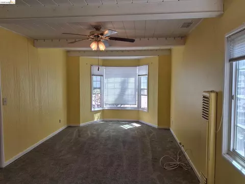 Living - 125 Oak Pl, Pittsburg, CA 94565 photo 7 of 7