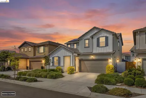 Exterior - 15929 Testarossa St, Lathrop, CA 95330 photo 5 of 6