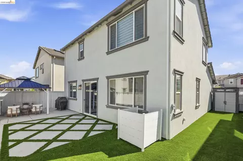 Exterior - 15929 Testarossa St, Lathrop, CA 95330 photo 3 of 6
