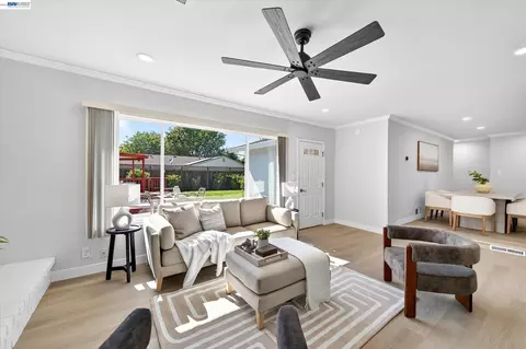 Living - 2764 Willowren Way, Pleasanton, CA 94566 photo 6 of 7