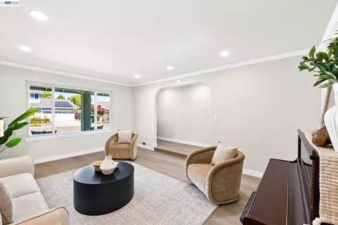Living - 2764 Willowren Way, Pleasanton, CA 94566 photo 3 of 7