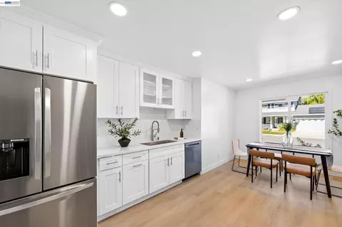 Kitchen - 2764 Willowren Way, Pleasanton, CA 94566 photo 2 of 4