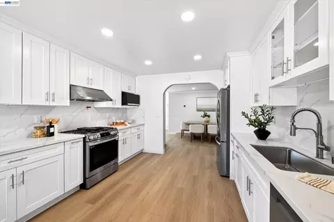 Kitchen - 2764 Willowren Way, Pleasanton, CA 94566 photo 3 of 4