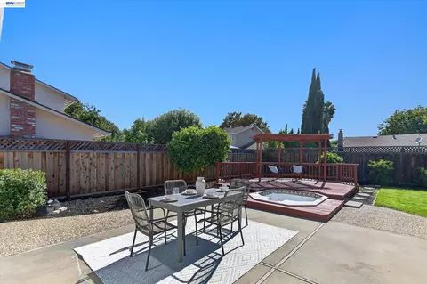 Exterior - 2764 Willowren Way, Pleasanton, CA 94566 photo 17 of 21