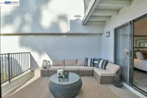 Exterior - 5739 Cutter Loop, Discovery Bay, CA 94505 photo 2 of 5