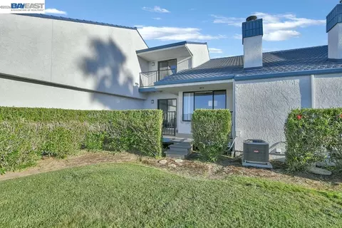 Exterior - 5739 Cutter Loop, Discovery Bay, CA 94505 photo 5 of 5