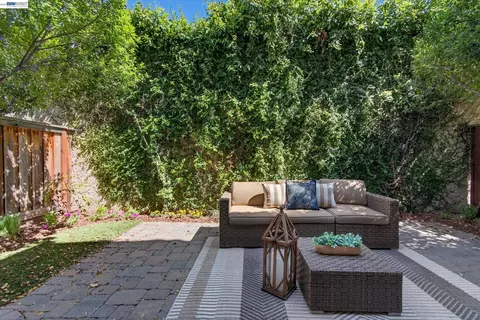 Exterior - 2928 Worthing Cmn, Livermore, CA 94550 photo 5 of 6