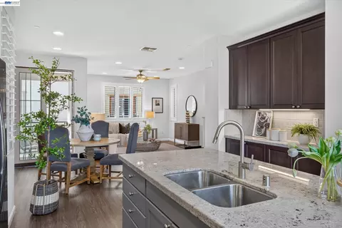 Kitchen - 2928 Worthing Cmn, Livermore, CA 94550 photo 5 of 5