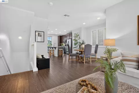 Entry Way - 2928 Worthing Cmn, Livermore, CA 94550 photo 4 of 6