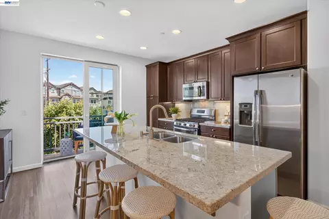 Kitchen - 2928 Worthing Cmn, Livermore, CA 94550 photo 2 of 5