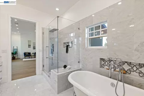 Bath - 12400 Morgan Territory Rd, Livermore, CA 94551 photo 7 of 10