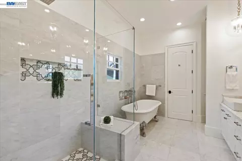 Bath - 12400 Morgan Territory Rd, Livermore, CA 94551 photo 5 of 10