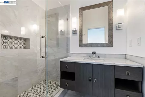 Bath - 12400 Morgan Territory Rd, Livermore, CA 94551 photo 2 of 10