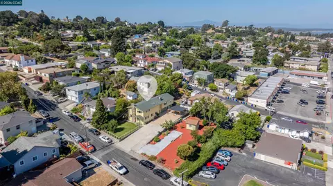 View/Area - 748 3rd Ave, Pinole, CA 94564 photo 4 of 9
