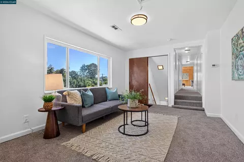 Living - 748 3rd Ave, Pinole, CA 94564 photo 9 of 10