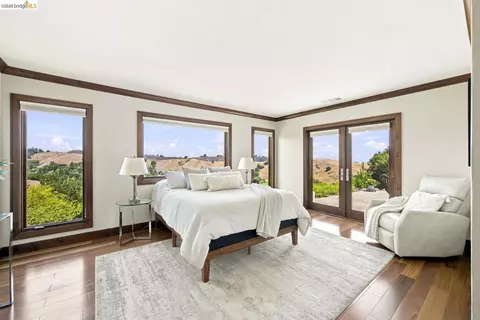 Bedroom - 1897 Ascot Dr, Moraga, CA 94556 photo 1 of 6