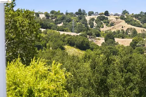 Other - 1897 Ascot Dr, Moraga, CA 94556 photo 4 of 7