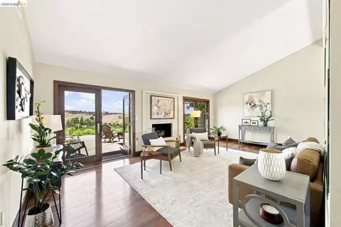 Living - 1897 Ascot Dr, Moraga, CA 94556 photo 6 of 6