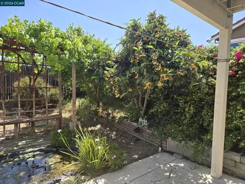 Exterior - 505 Jane Ln, Oakley, CA 94561 photo 3 of 4