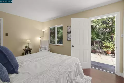 Bedroom - 205 Summit Rd, Walnut Creek, CA 94598 photo 8 of 8
