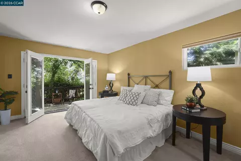Bedroom - 205 Summit Rd, Walnut Creek, CA 94598 photo 5 of 8