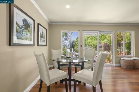 Dining - 205 Summit Rd, Walnut Creek, CA 94598 photo 2 of 2