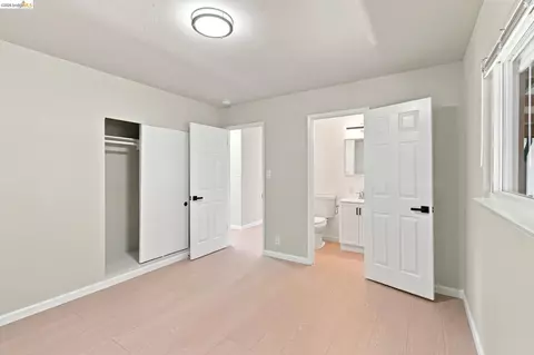 Bedroom - 1151 Sereno Dr, Vallejo, CA 94589 photo 1 of 5