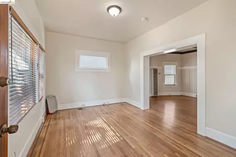 Living - 738 E 19th St, Oakland, CA 94606 photo 1 of 5