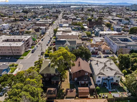 View/Area - 738 E 19th St, Oakland, CA 94606 photo 4 of 4