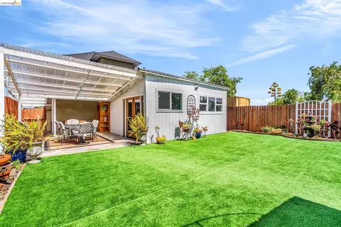 Exterior - 2350 W Shell Ave, Martinez, CA 94553 photo 5 of 8