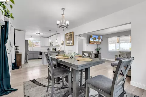 Dining - 2350 W Shell Ave, Martinez, CA 94553 photo 2 of 2