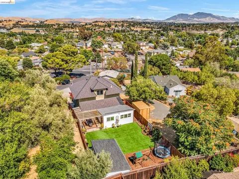 View/Area - 2350 W Shell Ave, Martinez, CA 94553 photo 1 of 1
