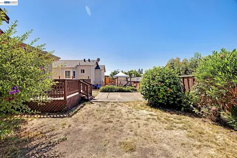 Exterior - 1803 Wayne Ave, San Leandro, CA 94577 photo 4 of 4
