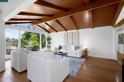 Living - 61 Sullivan Dr, Moraga, CA 94556 photo 1 of 7