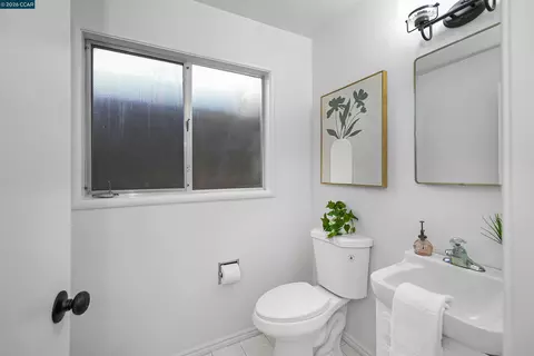 Bath - 61 Sullivan Dr, Moraga, CA 94556 photo 1 of 5
