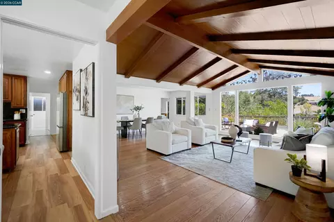 Entry Way - 61 Sullivan Dr, Moraga, CA 94556 photo 3 of 7